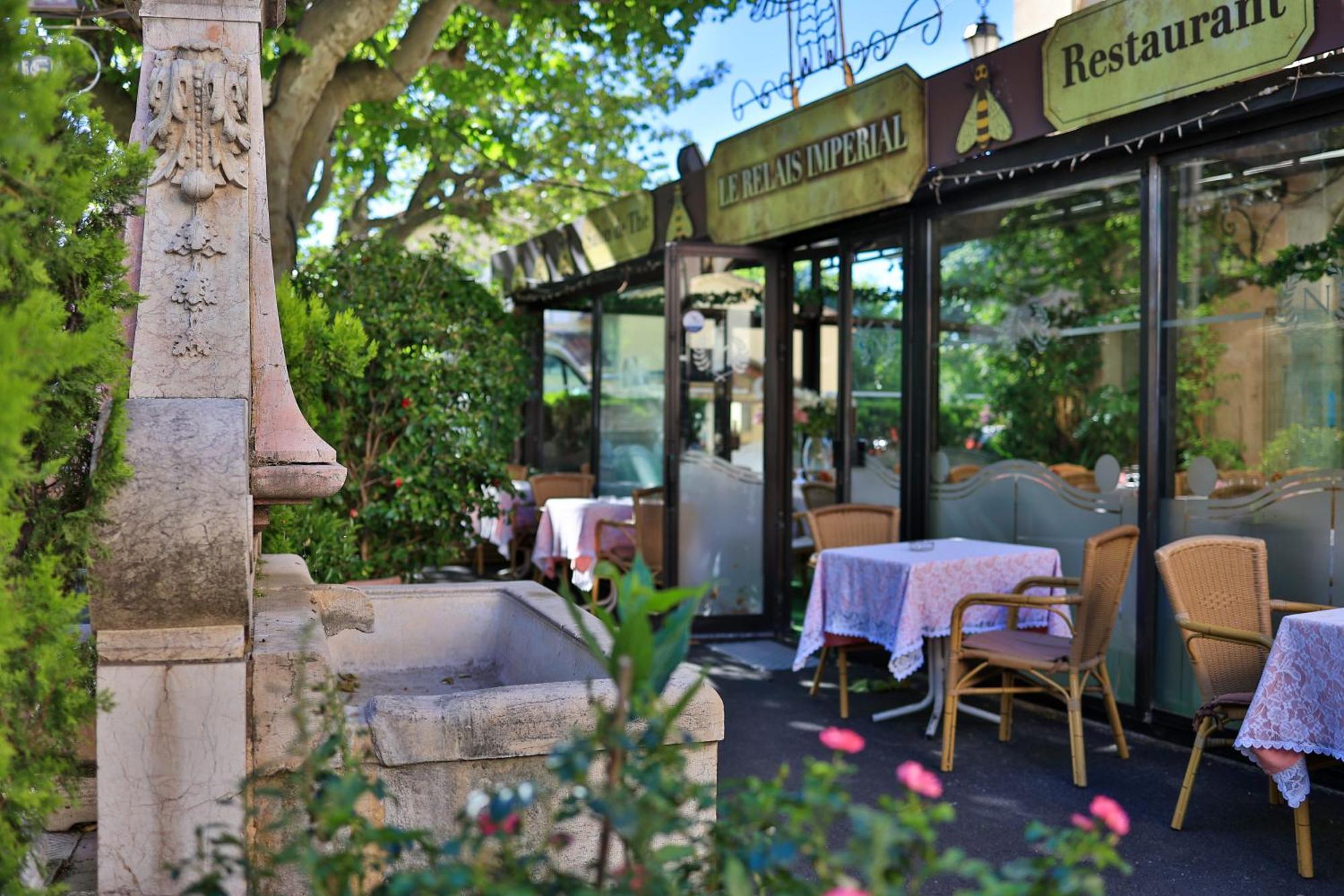 Logis Le Relais Imperial Hotel Saint-Vallier-de-Thiey Exterior photo