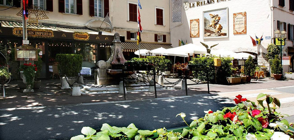 Logis Le Relais Imperial Hotel Saint-Vallier-de-Thiey Exterior photo