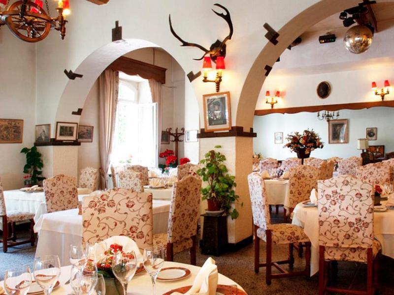 Logis Le Relais Imperial Hotel Saint-Vallier-de-Thiey Exterior photo